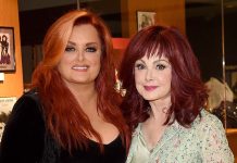 The Judds Join Country Music Hall of Fame After Death of Naomi Judd